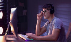 Apa Itu Kerja Fullstack Developer? Mengenal Profesi, Skill, dan Prospek Kariernya