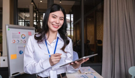 Apa Itu Kerja Sales Executive? Panduan Lengkap Tugas, Skill, dan Gaji (Freepik)